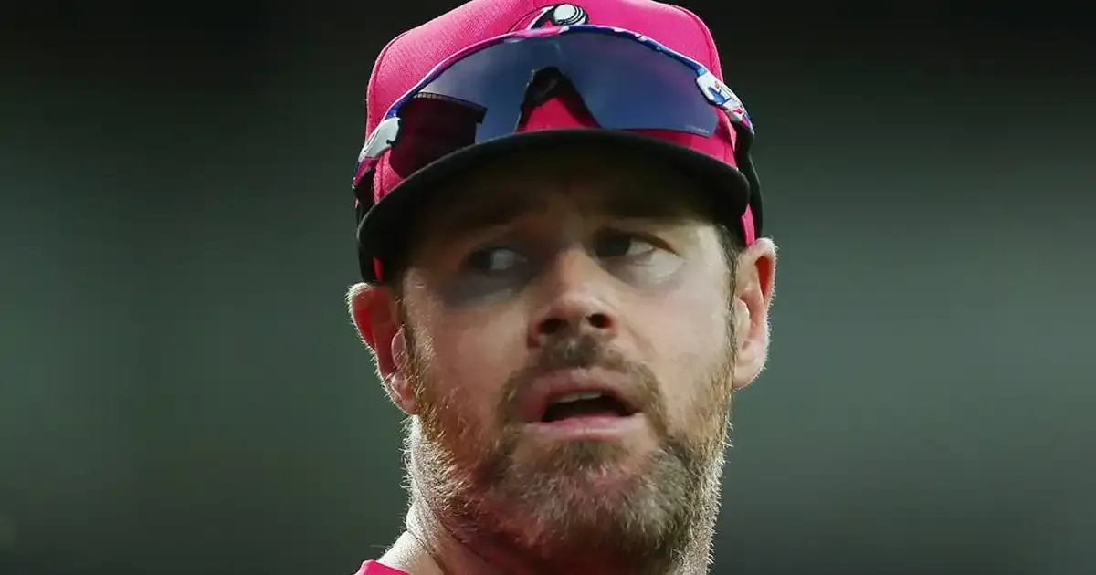 dan christian comes out of retirement to help injury hit sydney thunder