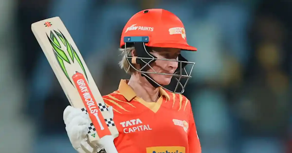 beth mooney s 96 helps gujarat giants post 186 runs in wpl 2025