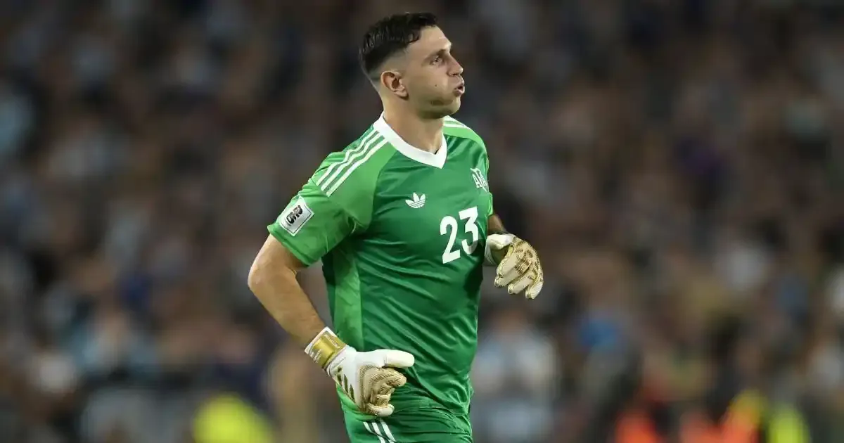 emiliano martinez hints at retirement from international football