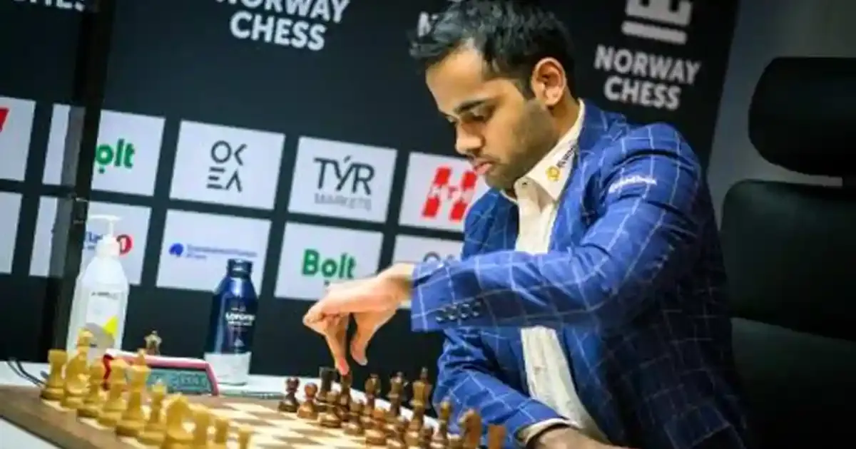 arjun erigaisi trumps gm wei yi in the armageddon game of the first round at norway chess 2025 competition