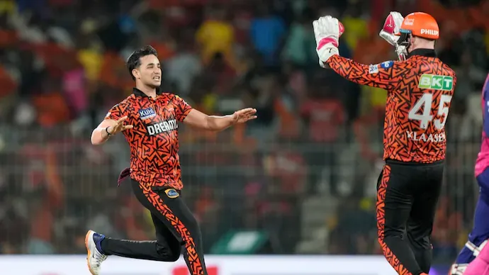 kris srikkanth on srh bowling