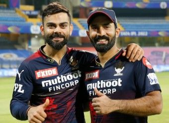 virat has always been supportive dinesh karthik reveals special bond with rcb icon