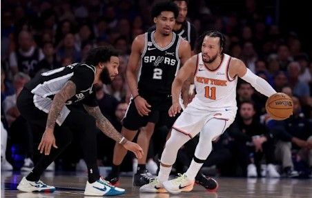 new york knicks record historic 29 point comeback to gain 3 1 lead over san antonio spurs in nba finals
